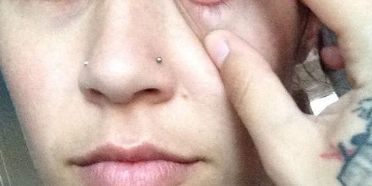 636422945332388393-purple-eye